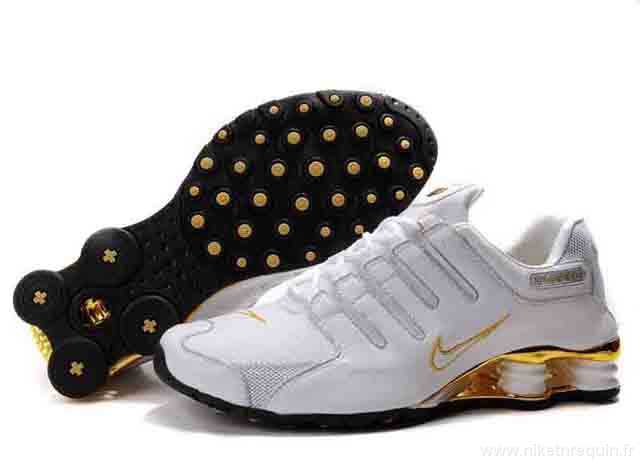 Dernieres Concepteur De Mens Nike Shox Nz En Or Blanc